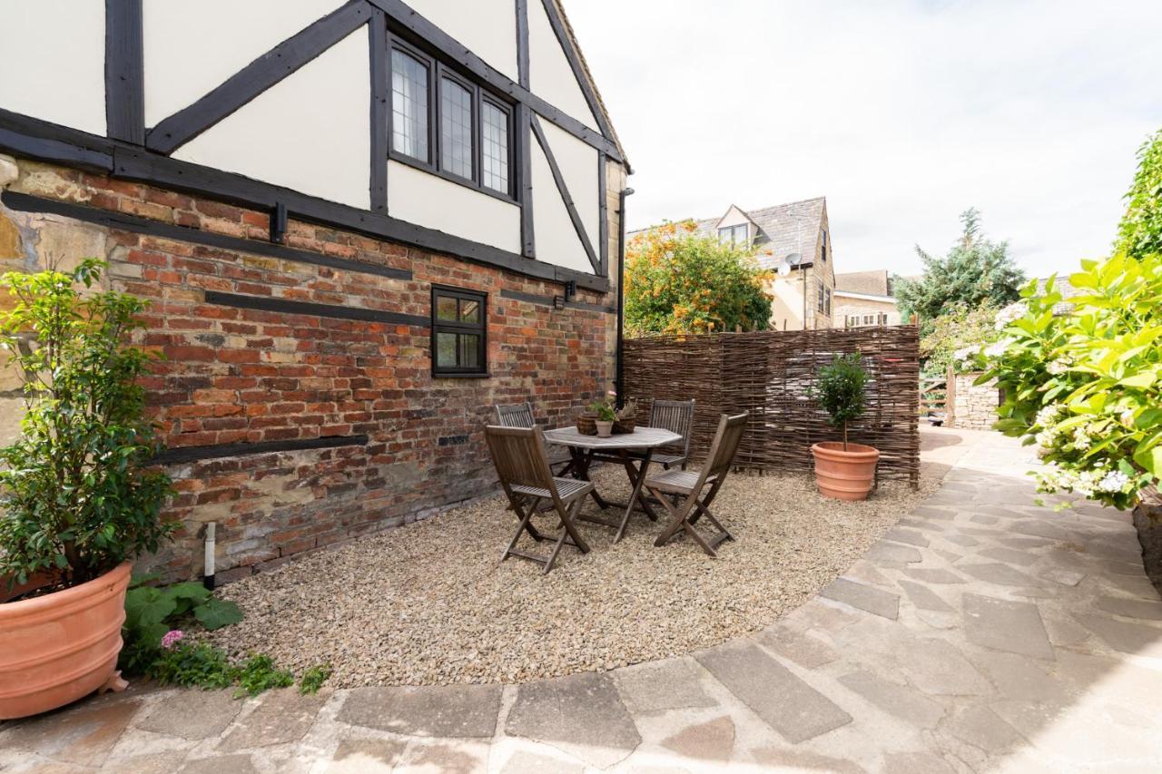 Stunning 2 Bed Cotswold Cottage Winchcombe Exterior photo